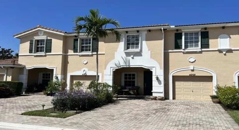 4268 SW Pine Cove Court, Stuart, Florida 34997, 3 Bedrooms Bedrooms, ,2 BathroomsBathrooms,Residential Lease,For Rent,Pine Cove,1,RX-10940519