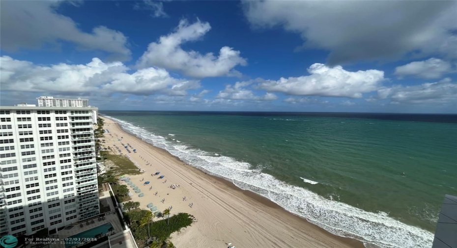 The condominium offers beautiful northern views of the famous Fort Lauderdale Beach.