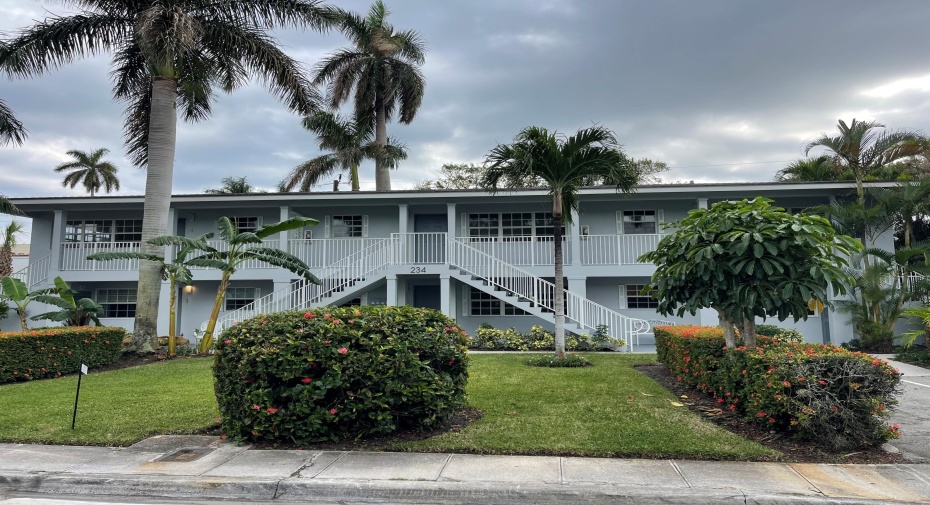 234 Oleander Avenue Unit 5, Palm Beach, Florida 33480, 2 Bedrooms Bedrooms, ,1 BathroomBathrooms,Residential Lease,For Rent,Oleander,2,RX-10940807