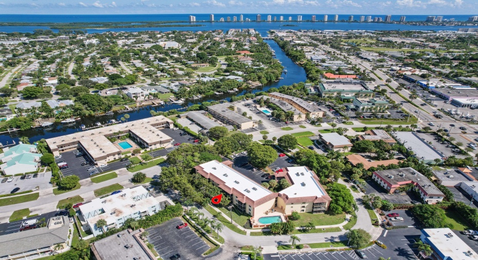 327 Southwind Drive Unit 304, North Palm Beach, Florida 33408, 2 Bedrooms Bedrooms, ,2 BathroomsBathrooms,Residential Lease,For Rent,Southwind,3,RX-10929841