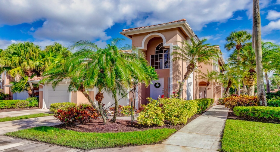 207 Legendary Circle, Palm Beach Gardens, Florida 33418, 3 Bedrooms Bedrooms, ,2 BathroomsBathrooms,Residential Lease,For Rent,Legendary,2,RX-10941041