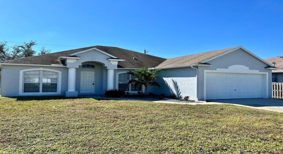 532 SW Kabot Avenue, Port Saint Lucie, Florida 34953, 4 Bedrooms Bedrooms, ,2 BathroomsBathrooms,Residential Lease,For Rent,Kabot,RX-10940377