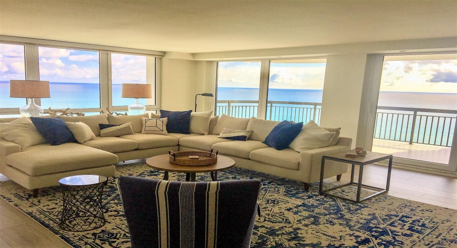 5380 N Ocean Drive Unit 18 J, Singer Island, Florida 33404, 3 Bedrooms Bedrooms, ,3 BathroomsBathrooms,Residential Lease,For Rent,Ocean,18,RX-10933070