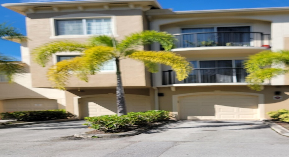 200 N Crestwood Court Unit 206, Royal Palm Beach, Florida 33411, 3 Bedrooms Bedrooms, ,2 BathroomsBathrooms,Residential Lease,For Rent,Crestwood,2,RX-10938519