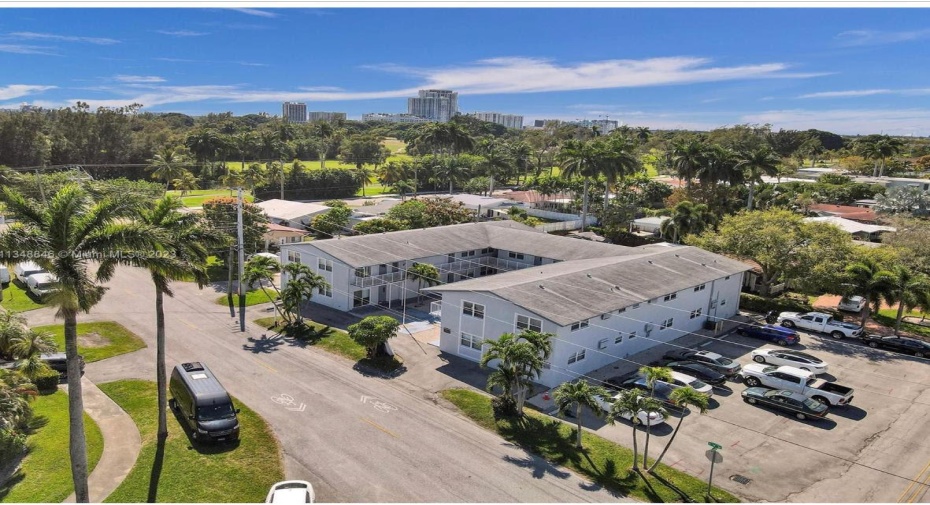 930 N 14th Court, Hollywood, Florida 33020, ,Residential Income,For Sale,14th,RX-10905293