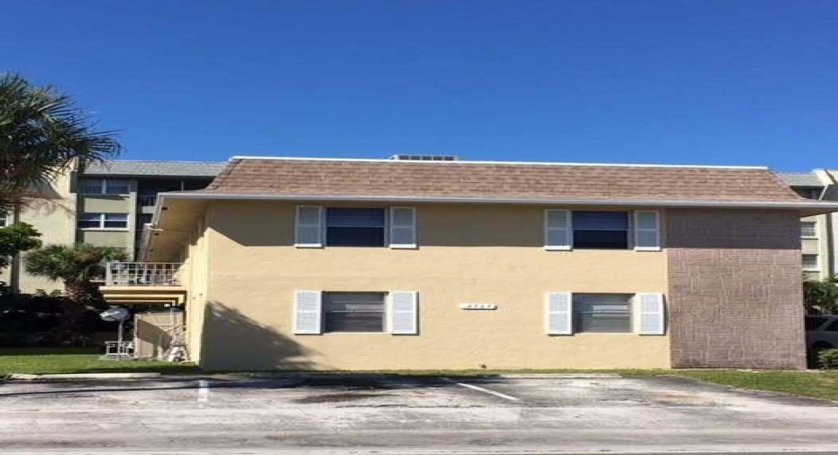 2707 Vandiver Drive Unit 6, West Palm Beach, Florida 33409, 2 Bedrooms Bedrooms, ,1 BathroomBathrooms,Residential Lease,For Rent,Vandiver,2,RX-10938773