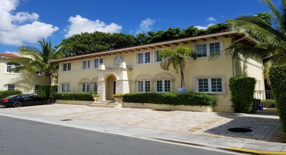 251 Oleander Avenue Unit 1, Palm Beach, Florida 33480, 1 Bedroom Bedrooms, ,1 BathroomBathrooms,Residential Lease,For Rent,Oleander,1,RX-10922846