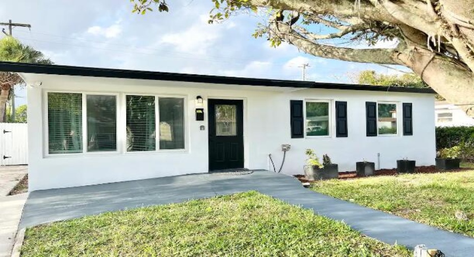 1353 9th Street, West Palm Beach, Florida 33401, 3 Bedrooms Bedrooms, ,1 BathroomBathrooms,Single Family,For Sale,9th,RX-10941789