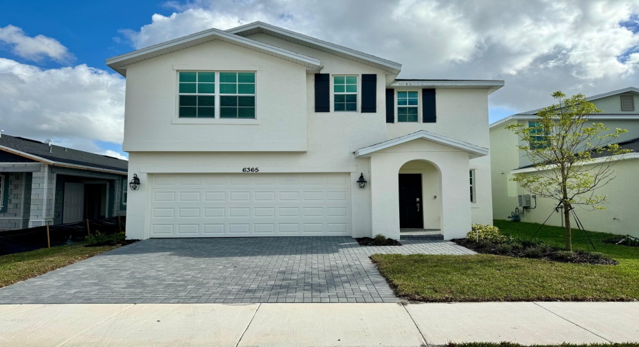 6365 NW Leafmore Lane, Port Saint Lucie, Florida 34987, 5 Bedrooms Bedrooms, ,3 BathroomsBathrooms,Single Family,For Sale,Leafmore,RX-10942121