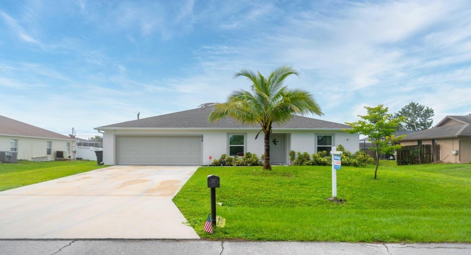 572 SW Buswell Avenue, Port Saint Lucie, Florida 34983, 4 Bedrooms Bedrooms, ,2 BathroomsBathrooms,Single Family,For Sale,Buswell,RX-10923353