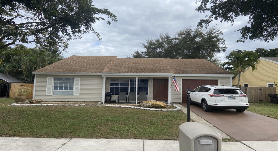 7750 E Blairwood Circle, Lake Worth, Florida 33467, 3 Bedrooms Bedrooms, ,2 BathroomsBathrooms,Residential Lease,For Rent,Blairwood,1,RX-10942290