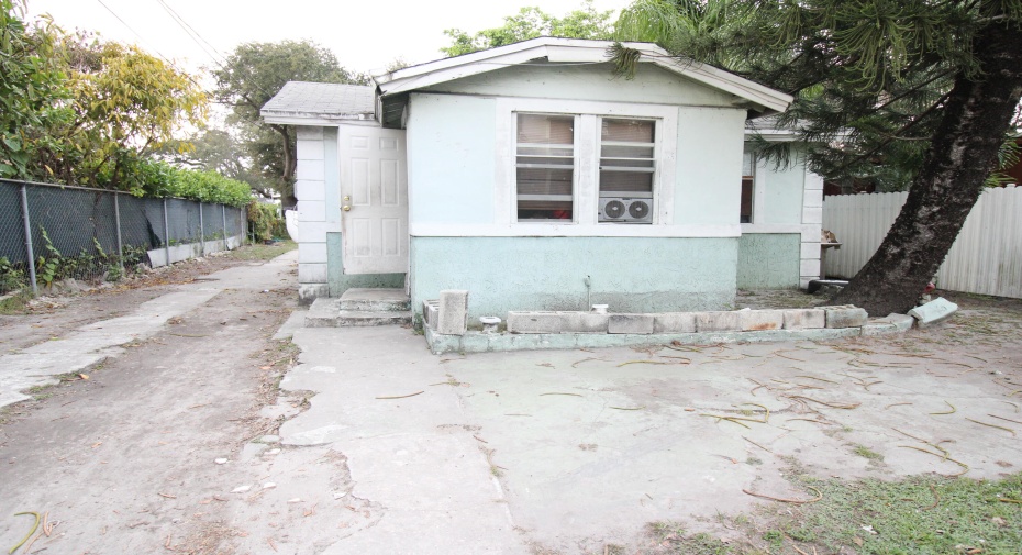 3177 NW 42nd, Miami, Florida 33142, 3 Bedrooms Bedrooms, ,1 BathroomBathrooms,Single Family,For Sale,42nd,RX-10942419