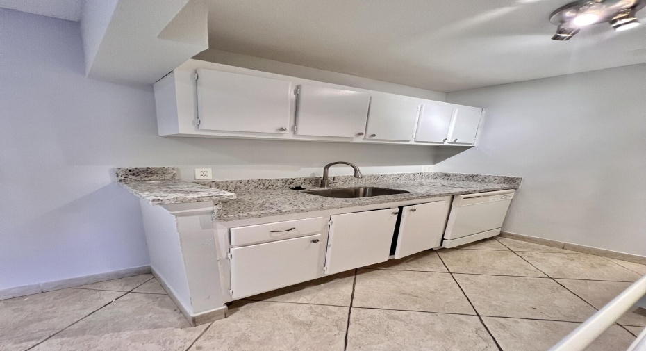 1500 N Congress Avenue Unit C12, West Palm Beach, Florida 33401, 1 Bedroom Bedrooms, ,1 BathroomBathrooms,Residential Lease,For Rent,Congress,2,RX-10942603