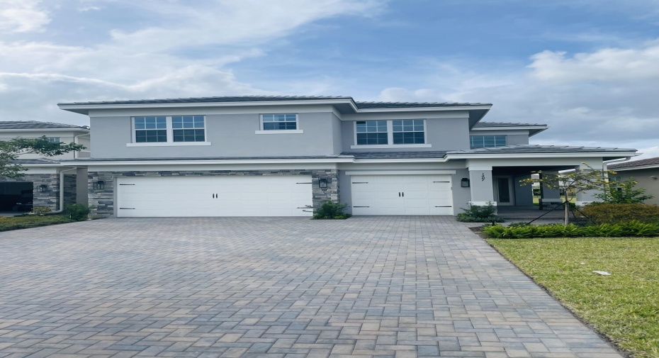 1407 Thistle Place, Loxahatchee, Florida 33470, 5 Bedrooms Bedrooms, ,4 BathroomsBathrooms,Residential Lease,For Rent,Thistle,RX-10942725