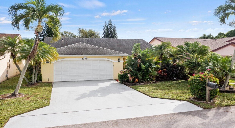 2740 Foxhall Drive, West Palm Beach, Florida 33417, 2 Bedrooms Bedrooms, ,2 BathroomsBathrooms,Single Family,For Sale,Foxhall,RX-10943031