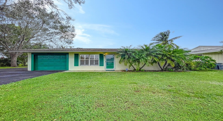 1643 SE Lafayette Street, Stuart, Florida 34997, 2 Bedrooms Bedrooms, ,2 BathroomsBathrooms,Single Family,For Sale,Lafayette,RX-10943646