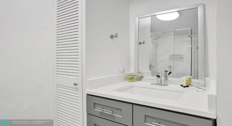 Efficiency Bathroom Vanity