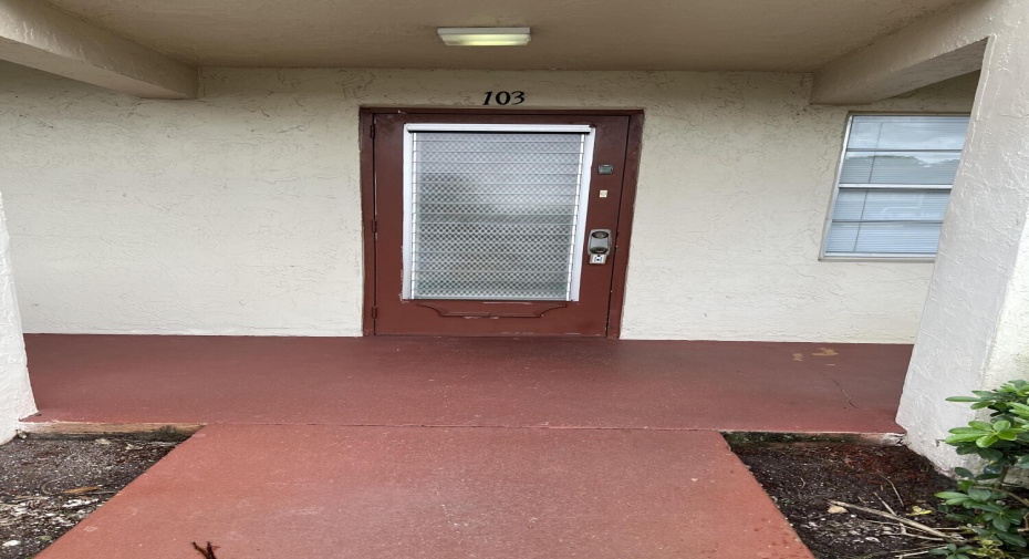 6 Abbey Lane Unit 103, Delray Beach, Florida 33446, 2 Bedrooms Bedrooms, ,2 BathroomsBathrooms,Residential Lease,For Rent,Abbey,1,RX-10923591