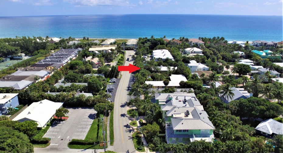 1228 George Bush 3 Boulevard, Delray Beach, Florida 33483, 2 Bedrooms Bedrooms, ,1 BathroomBathrooms,Residential Lease,For Rent,George Bush 3,1,RX-10857553