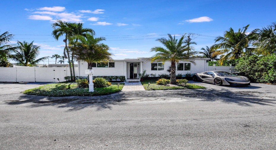 214 Seacrest Lane, Delray Beach, Florida 33444, 3 Bedrooms Bedrooms, ,2 BathroomsBathrooms,Residential Lease,For Rent,Seacrest,RX-10937260