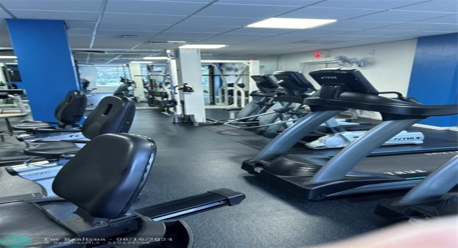 3 Fitness rooms
