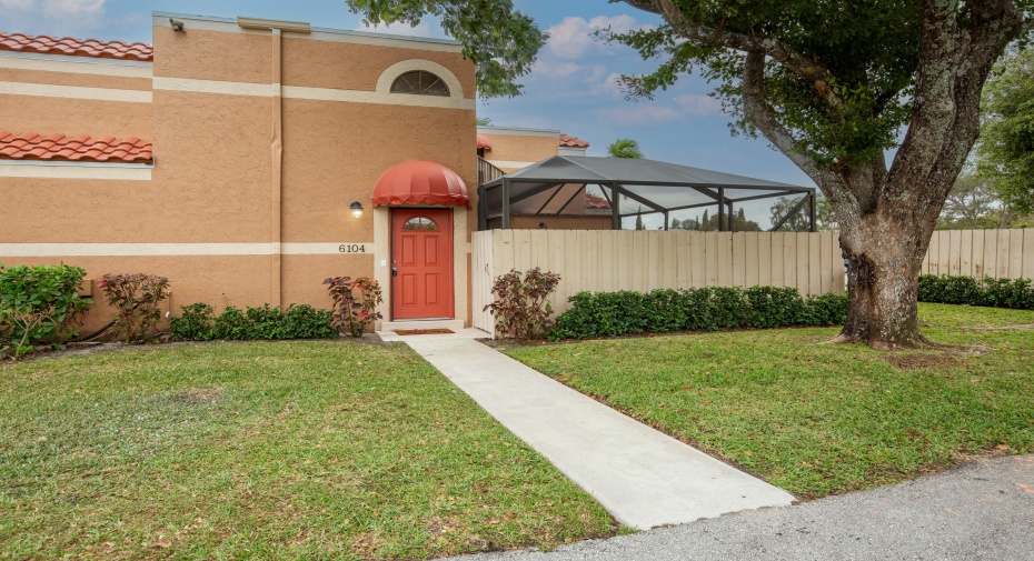 6104 Seven Springs Boulevard, Greenacres, Florida 33463, 3 Bedrooms Bedrooms, ,3 BathroomsBathrooms,Townhouse,For Sale,Seven Springs,RX-10945228