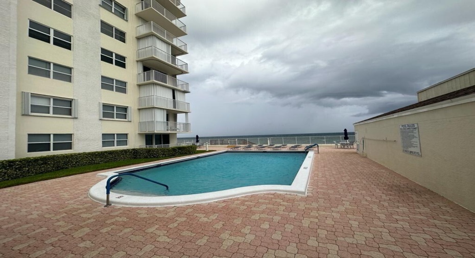 3540 S Ocean Boulevard Unit 208, South Palm Beach, Florida 33480, 2 Bedrooms Bedrooms, ,2 BathroomsBathrooms,Residential Lease,For Rent,Ocean,2,RX-10911500