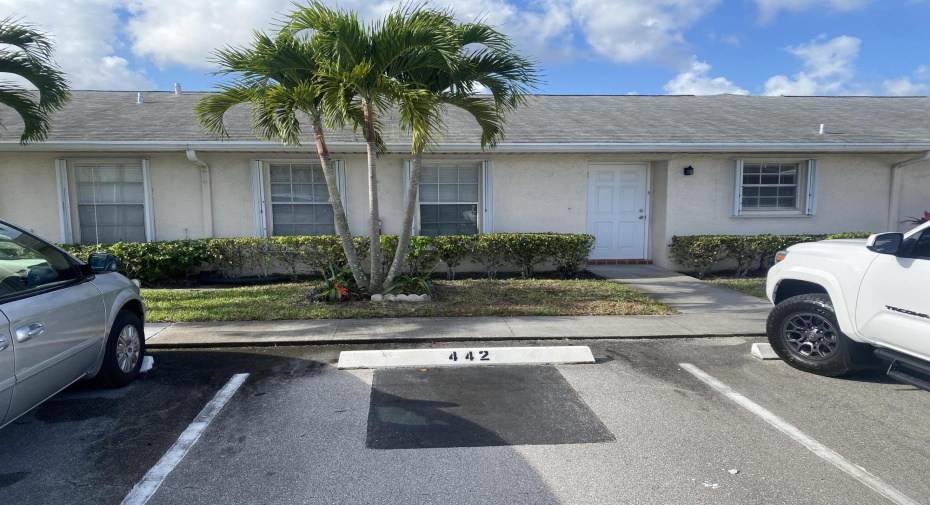 442 Franconia Circle, Lake Worth, Florida 33467, 2 Bedrooms Bedrooms, ,2 BathroomsBathrooms,A,For Sale,Franconia,1,RX-10945290