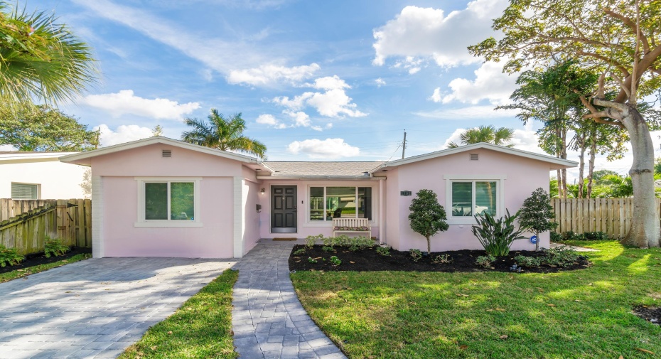 1702 N L Street, Lake Worth Beach, Florida 33460, 3 Bedrooms Bedrooms, ,2 BathroomsBathrooms,Residential Lease,For Rent,L,RX-10945704