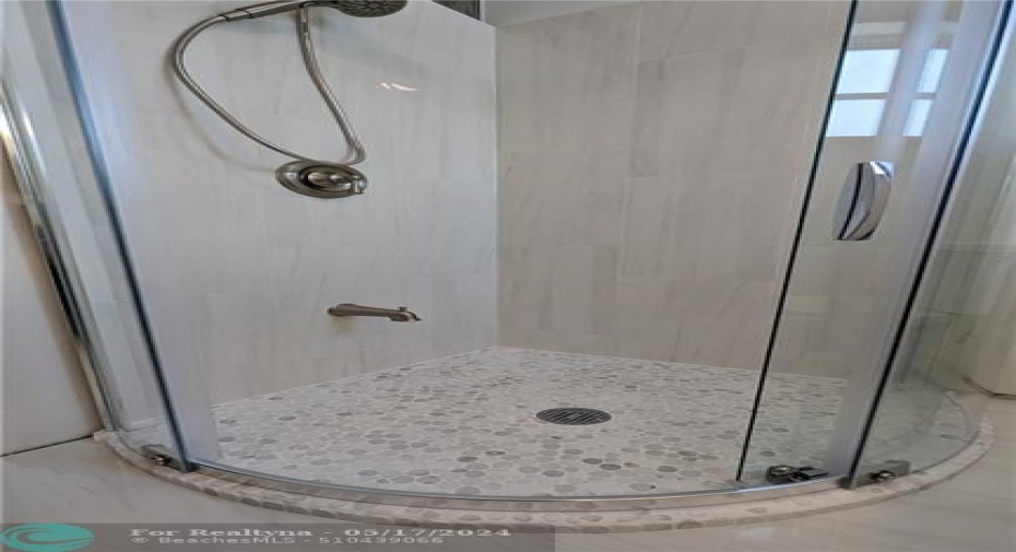 Italian Marble Shower Pan
