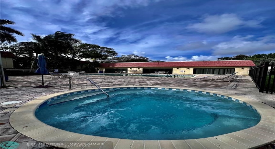 Jacuzzi, Pool, Clubhouse