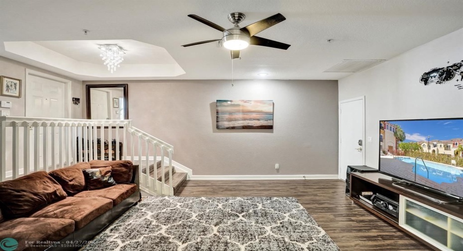 Walled on 3 sides, this ground floor room can easily be converted to a 3rd bedroom (next door neighbor has done a bedroom addition)