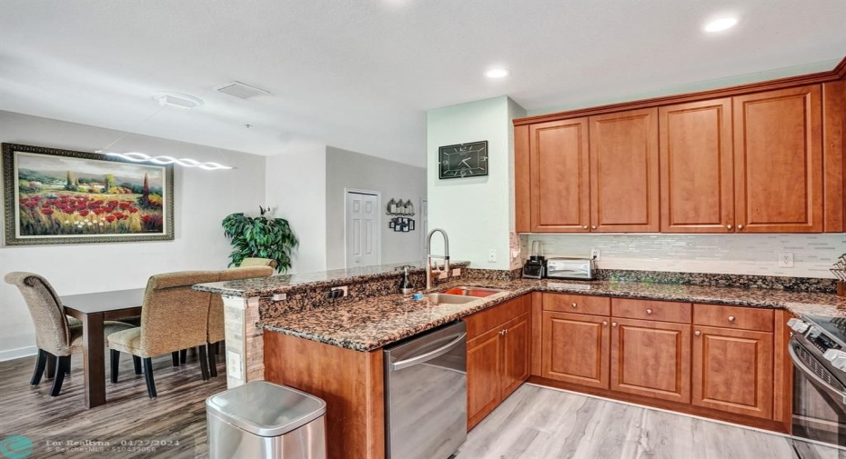 Granite counter tops and 4