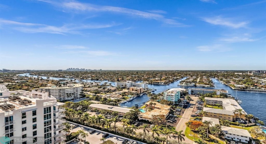 Rooftop Intracoastal View!