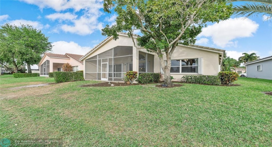 Spacious back yard