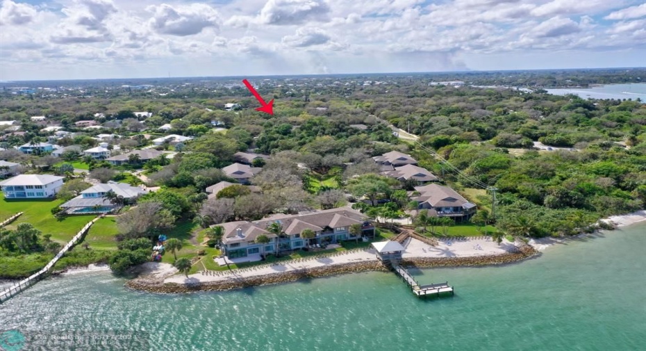 SCHOONER OAKS PRIVATE BEACH & DOCK