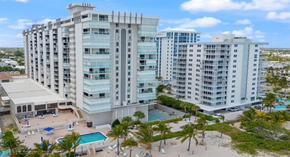 COMPLETELY REMODELED 2 BEDROOM/2 BATHROOM UNIT! INCREDIBLE VIEWS OVERLOOKING THE BEACH AND THE POOL. OCEANFRONT CONDO DIRECTLY ON THE SAND! MODERN KITCHEN FEATURES STAINLESS STEEL APPLIANCES AND QUARTZ COUNTERTOPS. BEAUTIFUL FLOORING THROUGHOUT THE UNIT. HIGH IMPACT WINDOWS AND SLIDERS. SPACIOUS MASTER BEDROOM WITH WALK-IN CLOSET, PLENTY OF CLOSET SPACE. 1 ASSIGNED GARAGE PARKING SPACE COMES WITH THE UNIT, PLENTY OF GUEST PARKING AVAILABLE. WALKING DUSTANCE TO THE NEW POMPANO BEACH PIER AND ATTRACTIONS!!