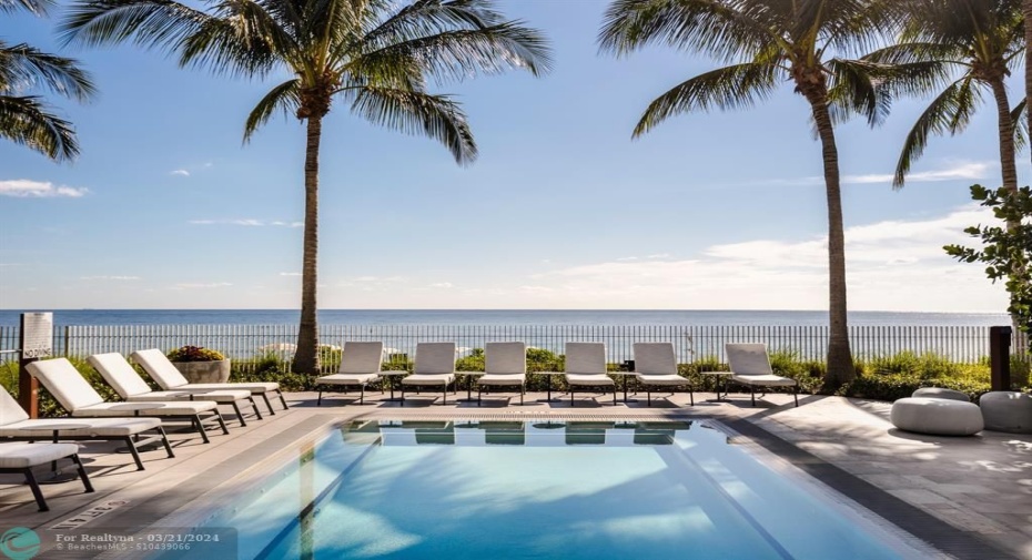 Oceanfront Hot Tub