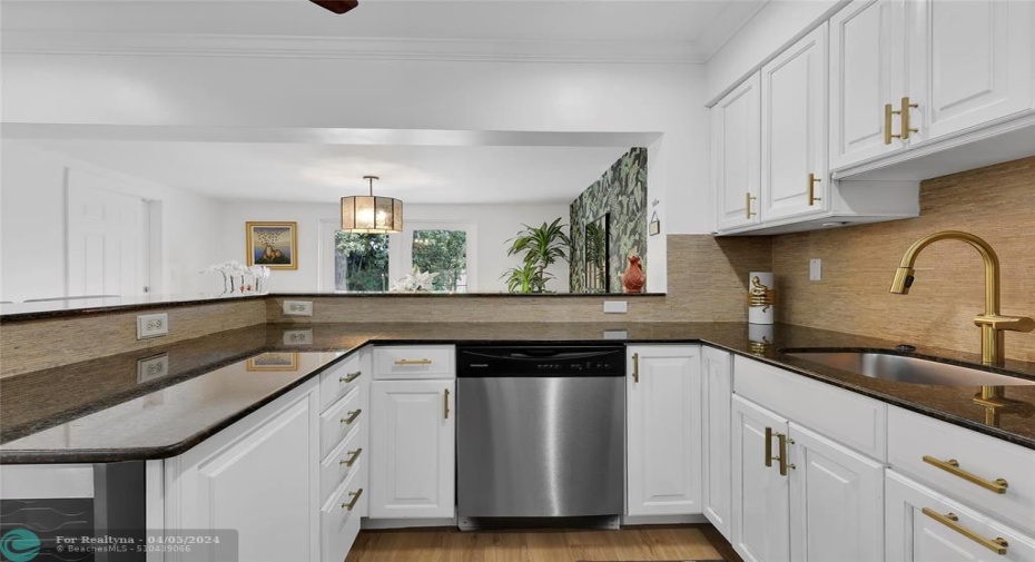 Lovely white and Stainless kitchen