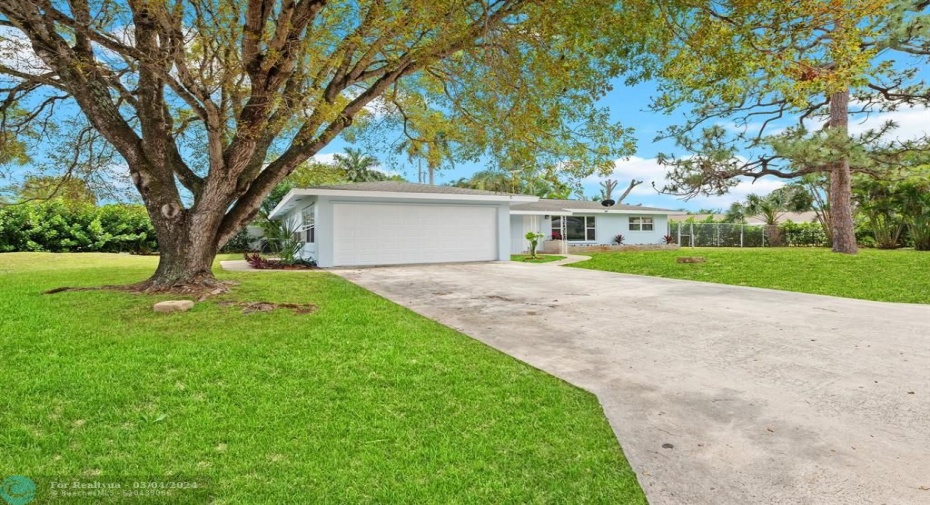 Front of Home at 2830 SW 9th Street, Boynton Beach, FL 33435