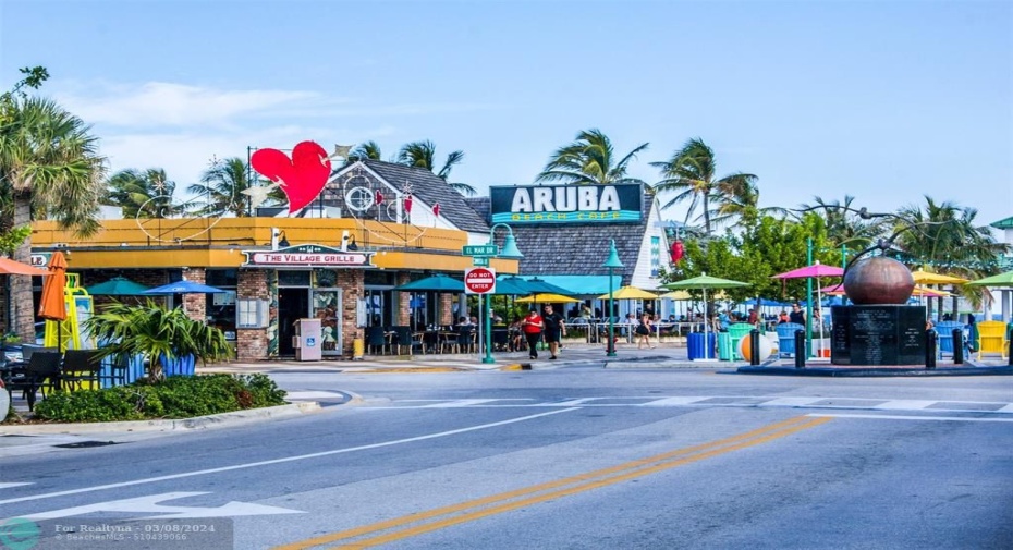 Aruba's Beach Cafe, Live Music and more!