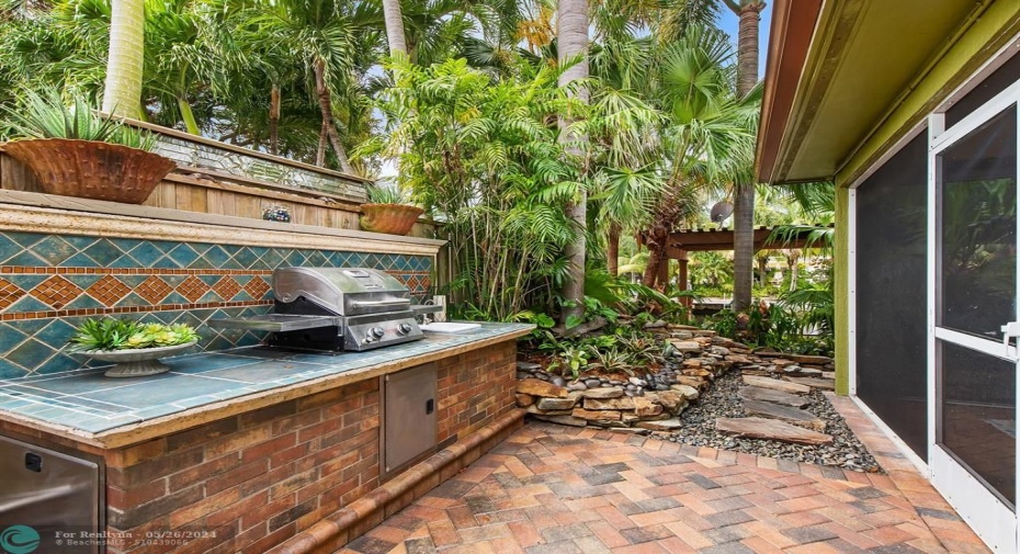 Outdoor Kitchen and Prep area