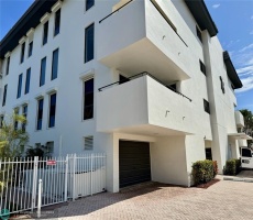 Condo/co-op/villa/townhouse For Sale