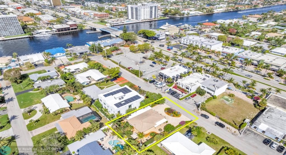 Birdseye View 5 houses from the Intracoastal