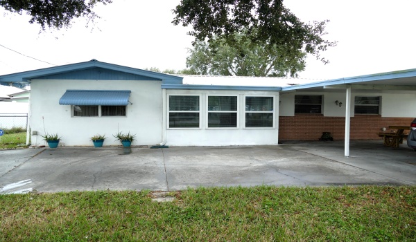 1921 Hunter Road, Okeechobee, Florida 34974, 3 Bedrooms Bedrooms, ,2 BathroomsBathrooms,Single Family,For Sale,Hunter,RX-10948496