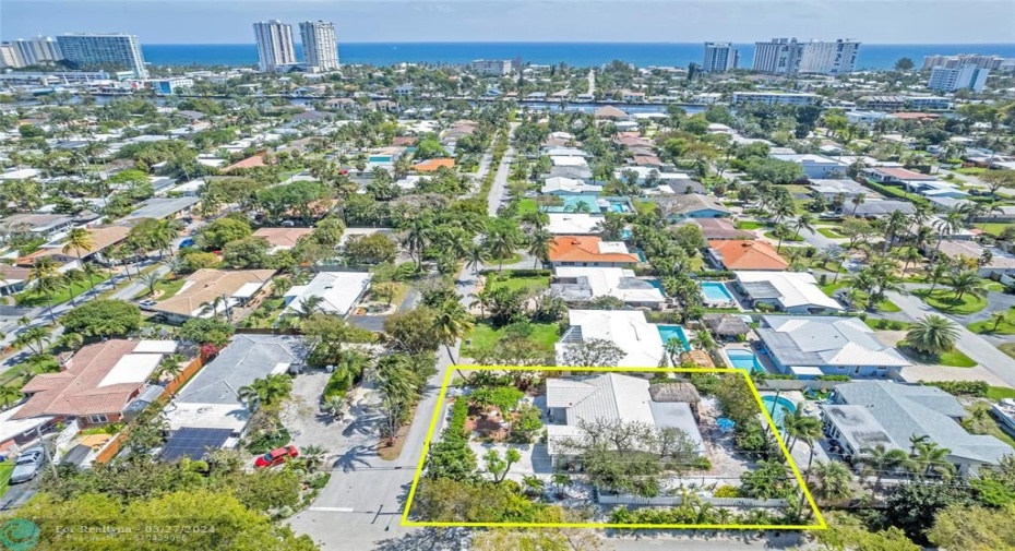 Proximity to the beach, pier, pickleball, golf, and vibrant Atlantic Blvd. with its many restaurants and bars