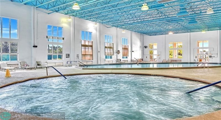 King's Point Indoor Pool & Spa