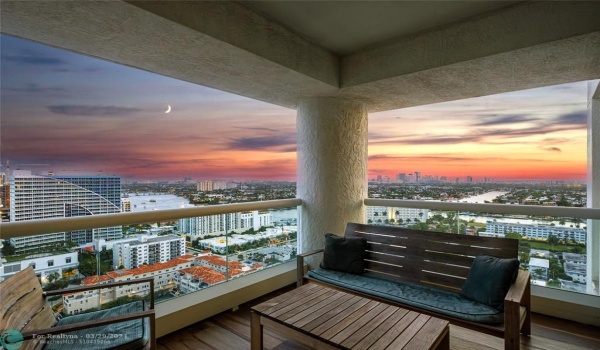 Sunset views of the Intracoastal Waterways & downtown Ft. Lauderdale