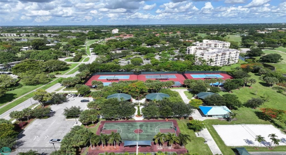 Aerial of George Brummer ParkGeorge Brummer park amenities include basketball, pickleball and tennis, exercise equipment, volley and bocce ball, and covered playground
