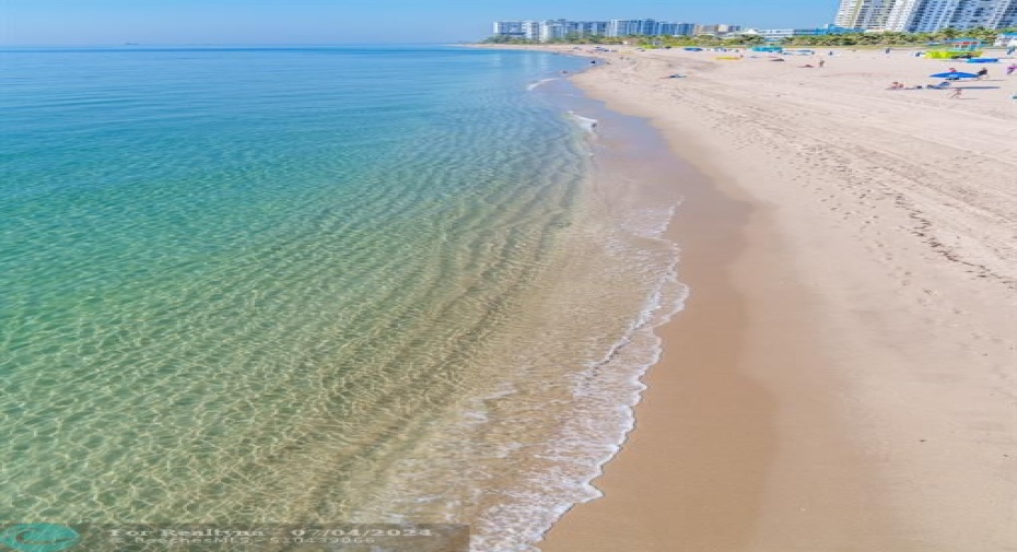 1.2 miles from this amazing beach.. A quick walk and there you are!